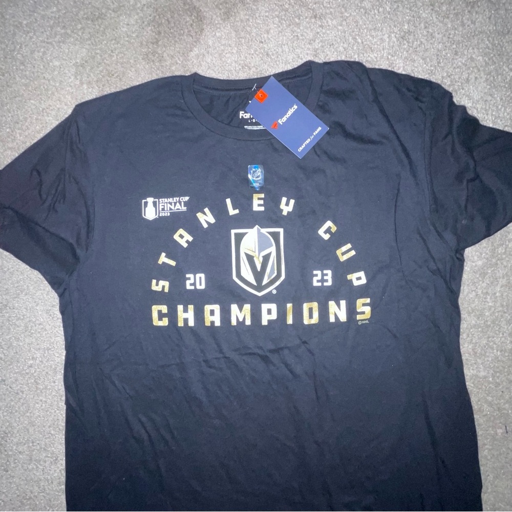 NWT Vegas Golden Knights tee